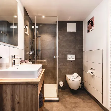 Dorfhuus Apartman